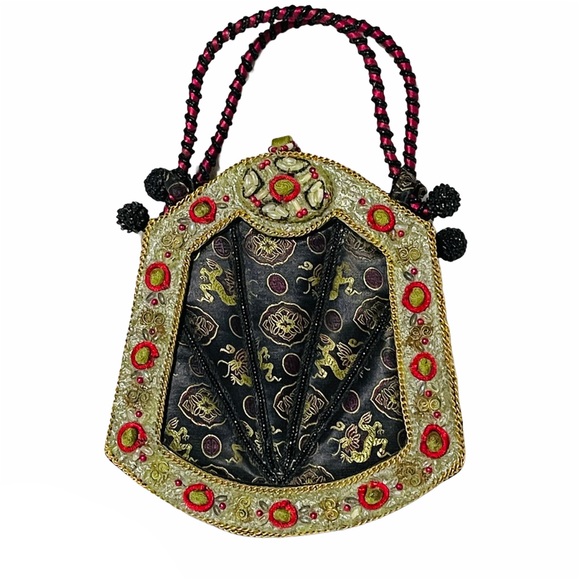 Mary Frances Handbags - Mary Frances dragon embellished fancy purse